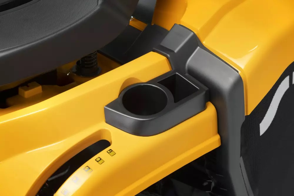 Traktor ogrodowy STIGA Estate 384 12