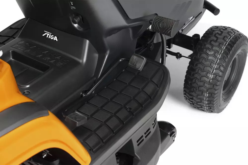 Traktor ogrodowy STIGA Estate 384 14