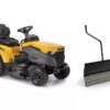 Traktor ogrodowy STIGA Estate 384 z pługiem śnieżnym 107cm