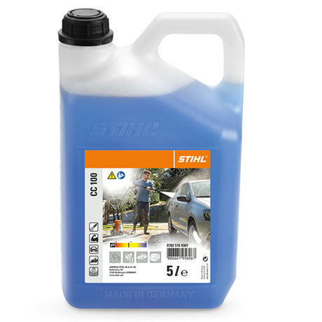 CC 100 – środek do czyszczenia pojazdów z woskiem2